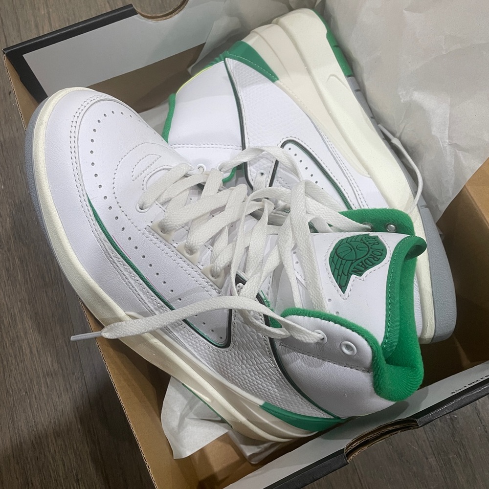 Jordan Retro 2